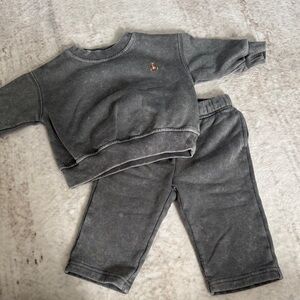 GAP Kids Charcoal Sweatshirt and Joggers Set